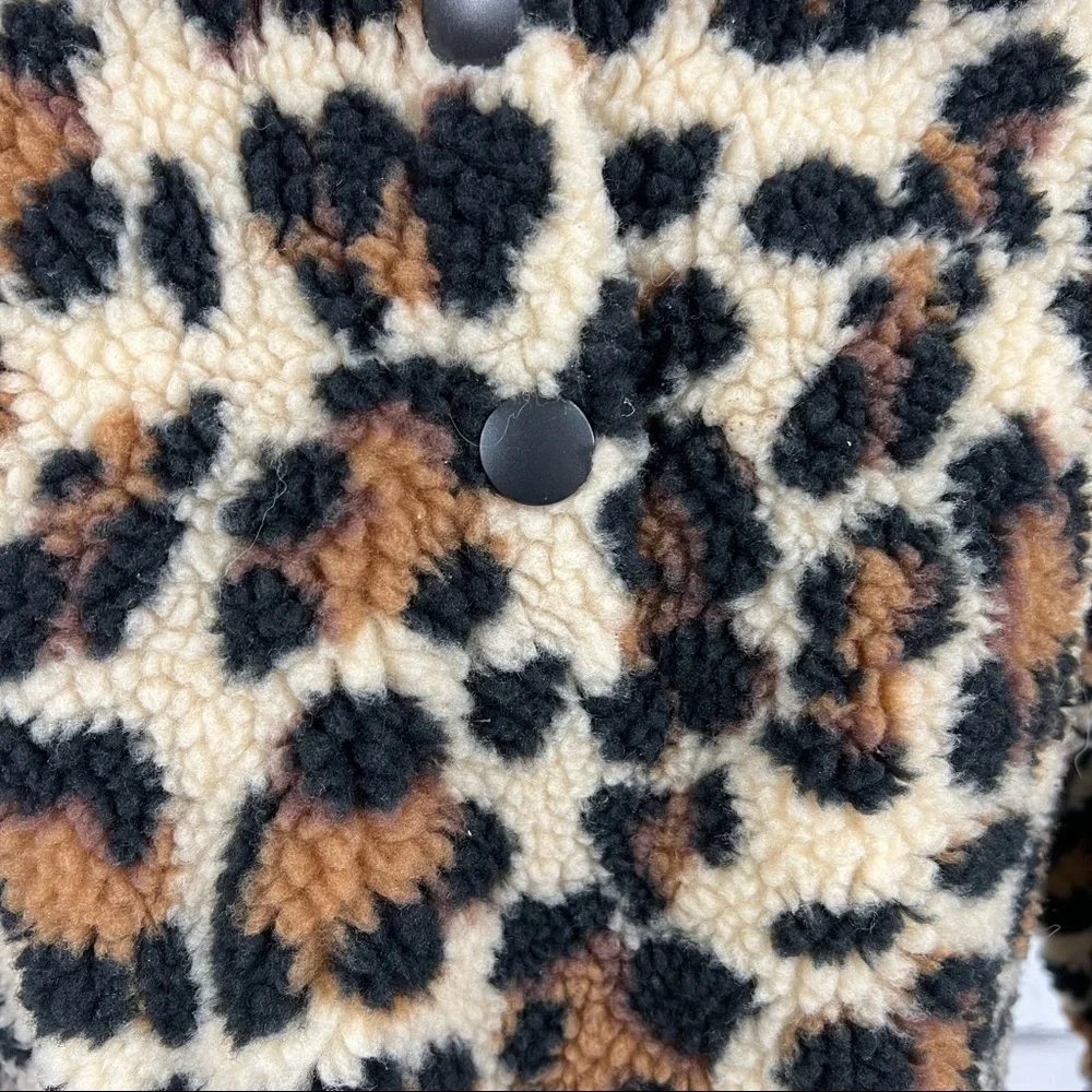 J. CREW Jacket Vintage Fleece cropped leopard faux fur Snaps Pockets pul… - Picture 6 of 13